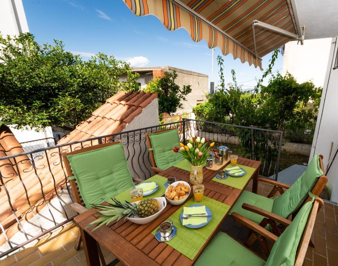 apartman Dag Podstrana Bagian luar foto