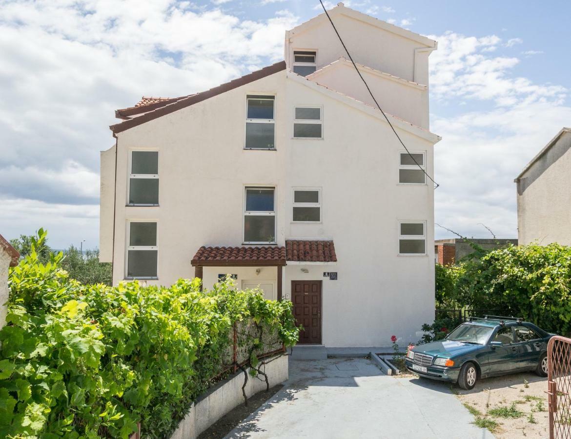 apartman Dag Podstrana Bagian luar foto