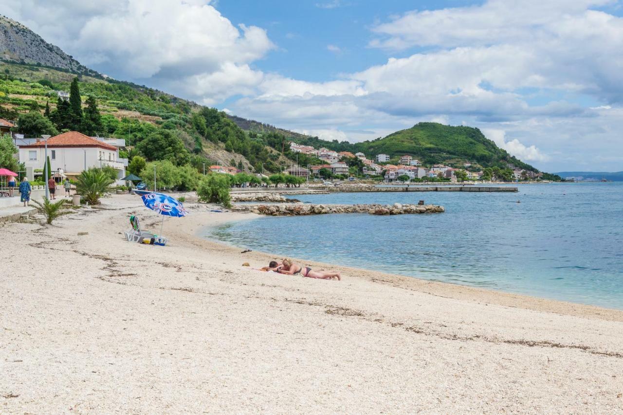 apartman Dag Podstrana Bagian luar foto