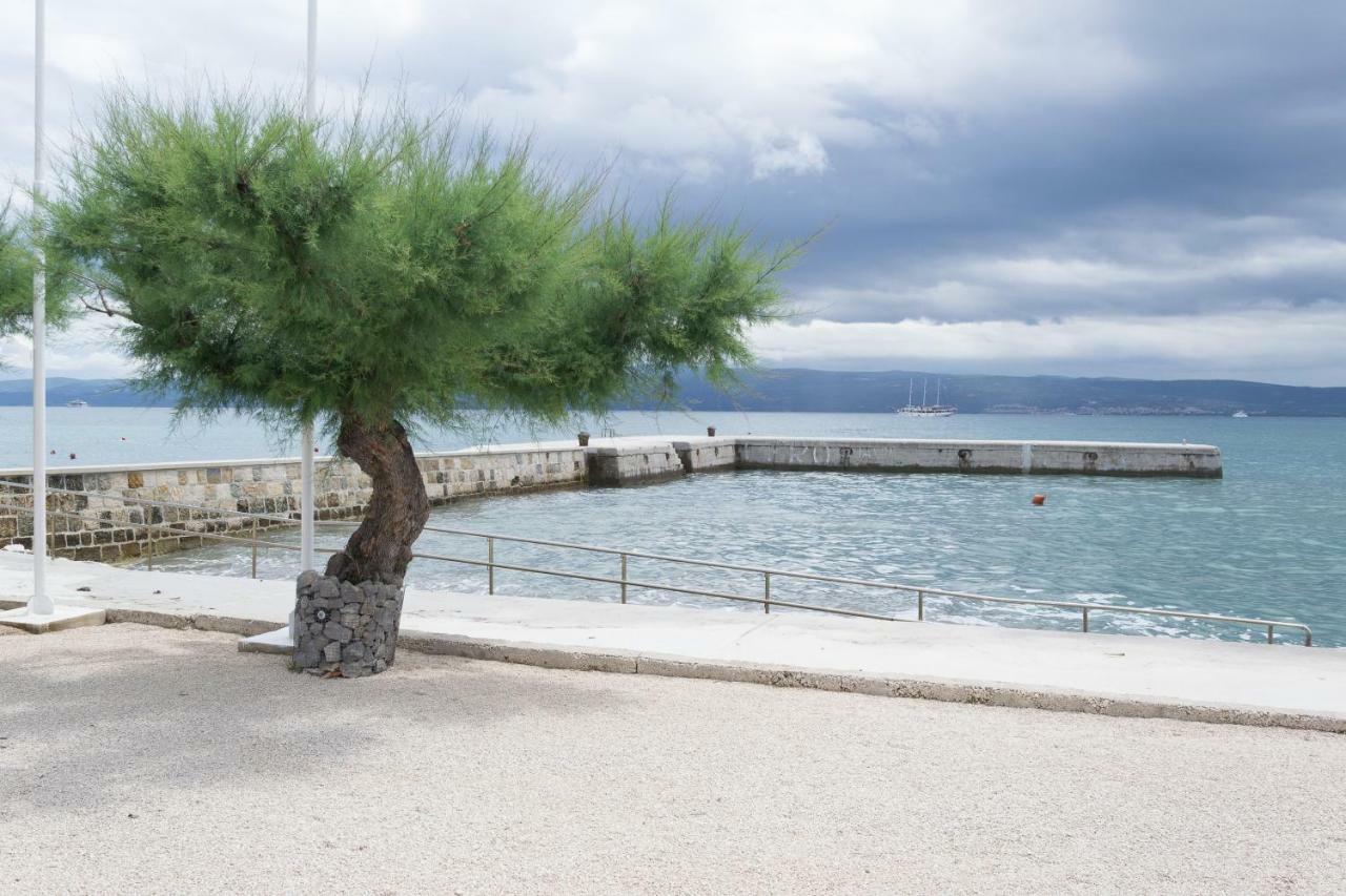 apartman Dag Podstrana Bagian luar foto